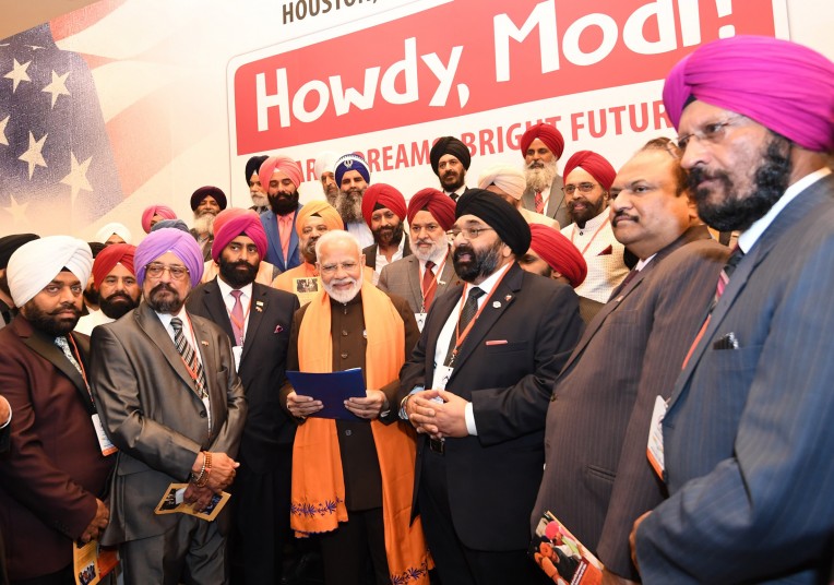 सिख समुदाय के बीच नरेंद्र मोदी