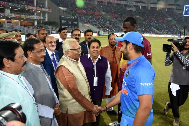 लखनऊ में भारत-वेस्टइंडीज का टी-20 मैच
