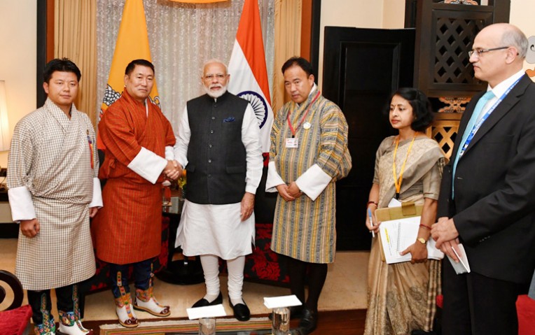 भूटान में विपक्षी नेता मोदी से मिले