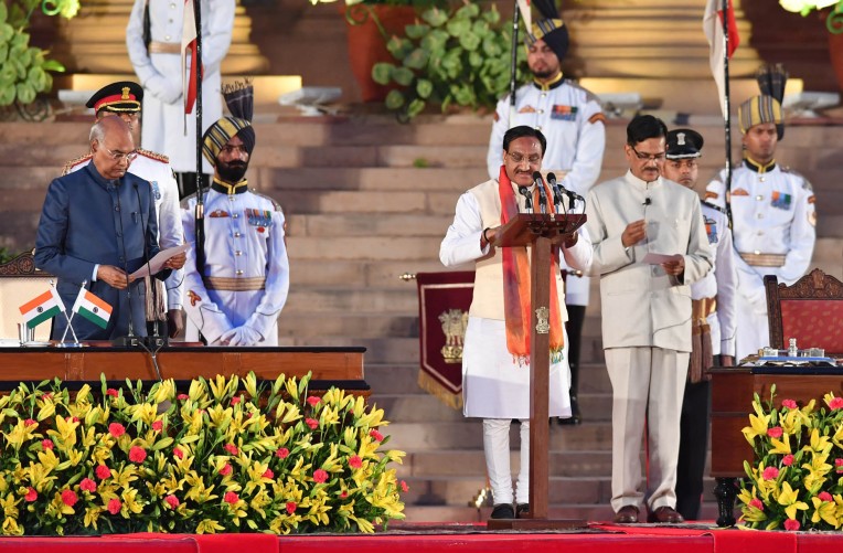 रमेश पोखरियाल निशंक ने ली शपथ