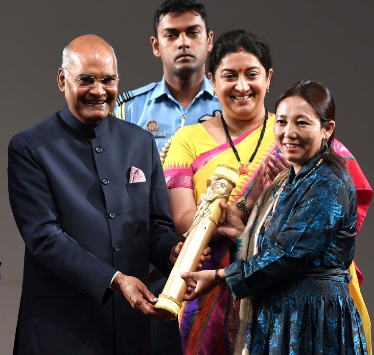 राष्ट्रपति ने दिया नारी शक्ति सम्मान